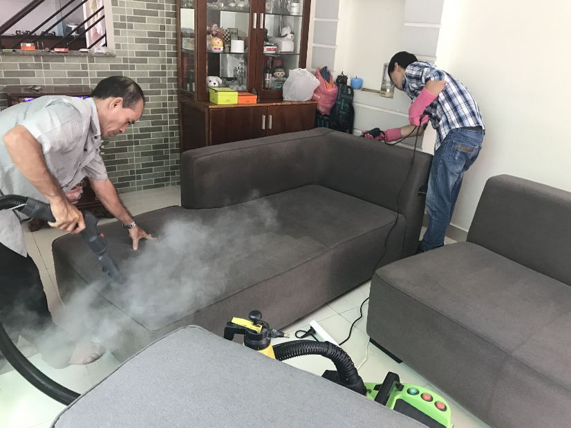 شركة تنظيف المجالس